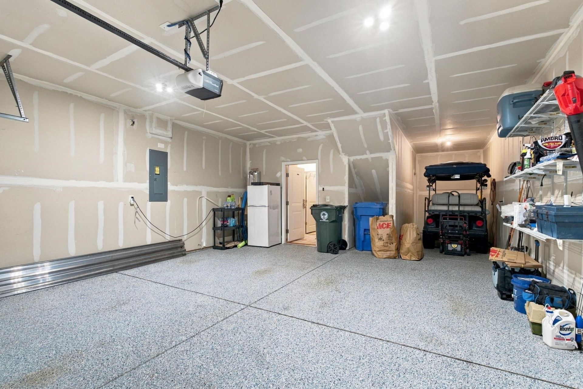 1210 Glarentza St.  Photo 41
