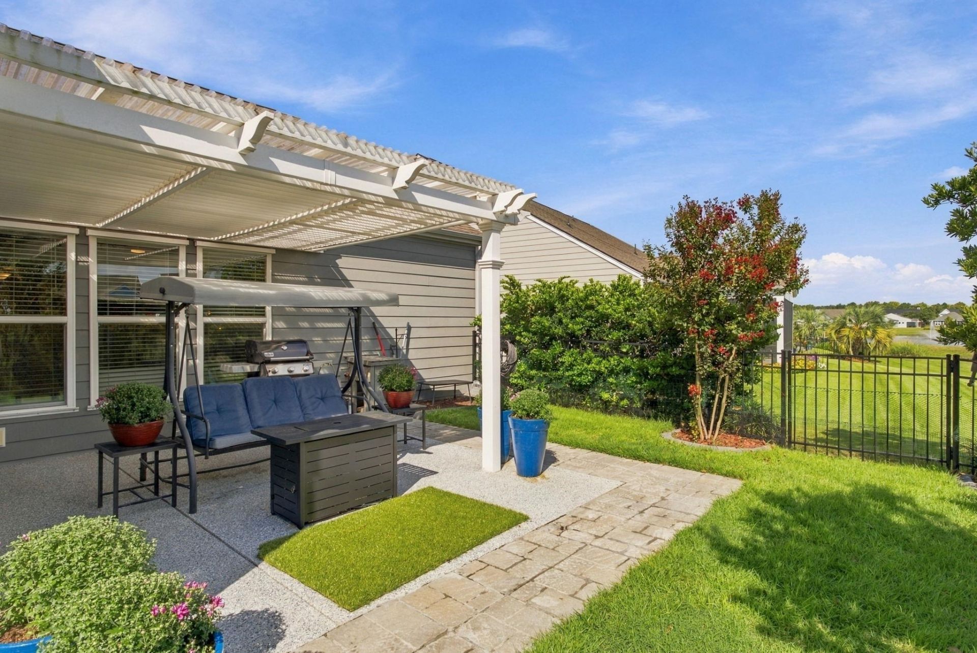 1210 Glarentza St. Photo 56