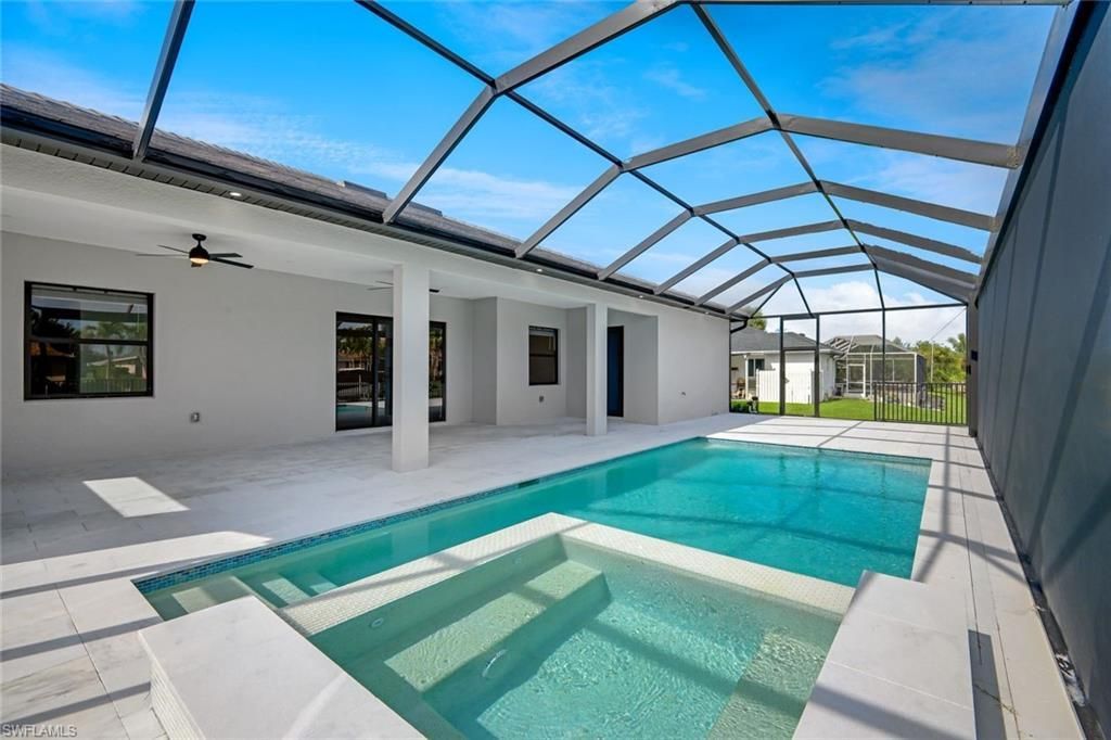 215 SW 37th Ln, Cape Coral, FL 33914 Photo