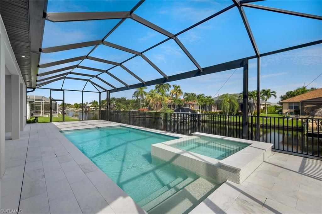 215 SW 37th Ln, Cape Coral, FL 33914 Photo