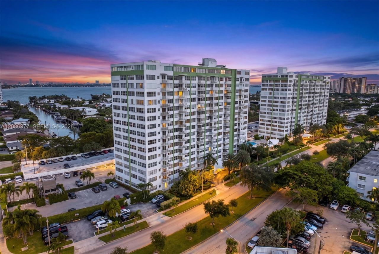 2150 Sans Souci Blvd, Unit PH-D1, North Miami, FL 33181 Photo