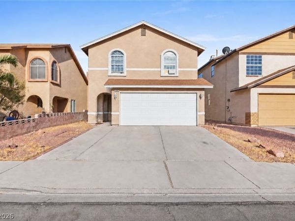 3910 Gulliver Street, Las Vegas, NV 89115