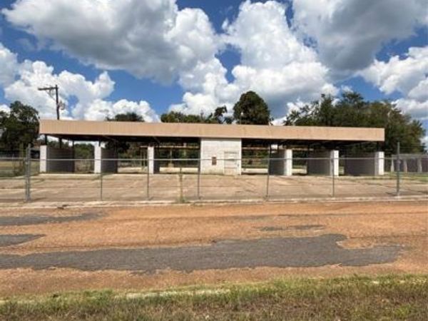 155 Oak Hill Road, Mansfield, LA 71052