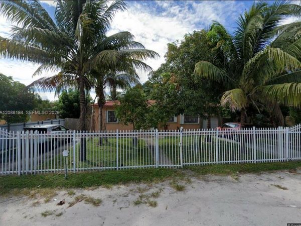 576 NW 147th St, Unit a, Miami, FL 33168
