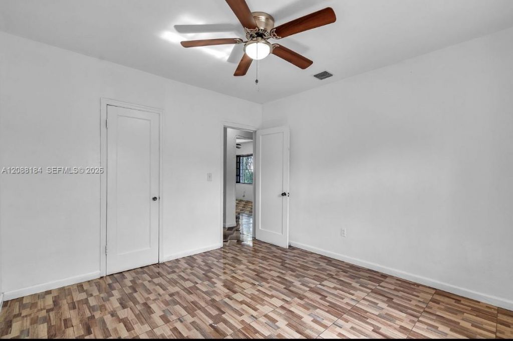 576 NW 147th St, Unit a, Miami, FL 33168 Photo