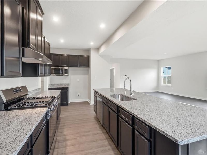 4335 Windflower Drive, Tipp City, OH 45371 Photo 18