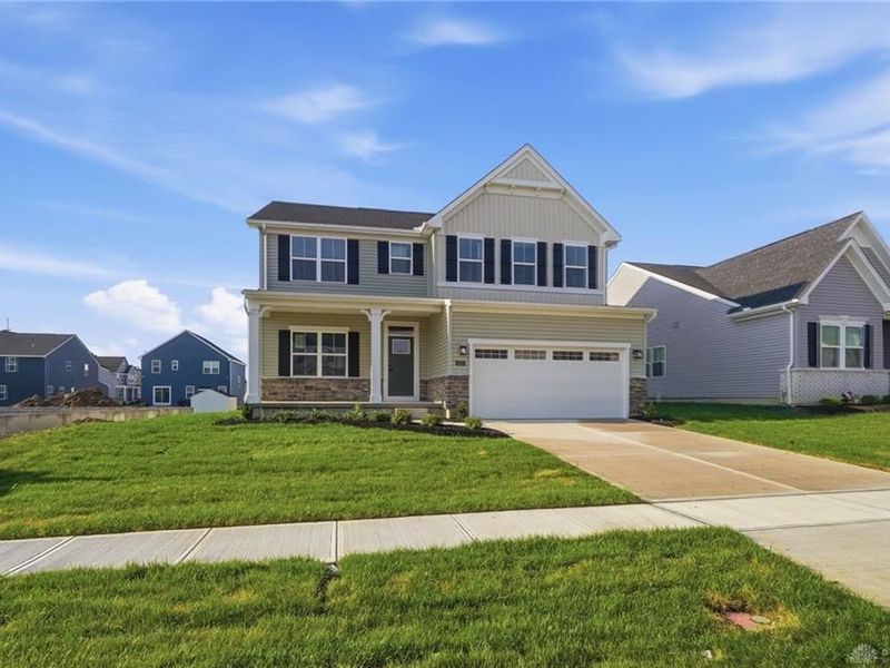 4335 Windflower Drive, Tipp City, OH 45371 Photo 2