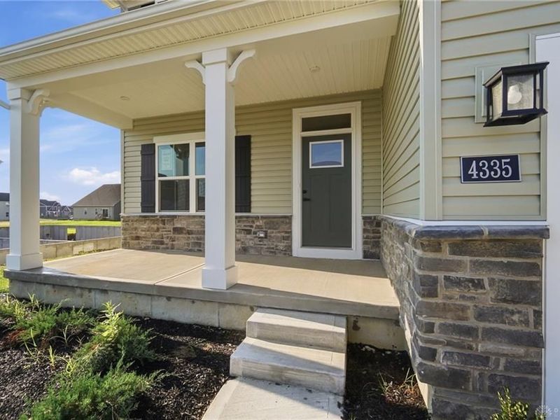 4335 Windflower Drive, Tipp City, OH 45371 Photo 4