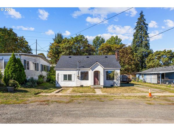 718 SE WASHINGTON ST, Willamina, OR 97396