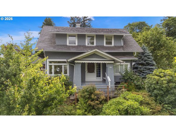 2524 SW 17TH AVE, Portland, OR 97201