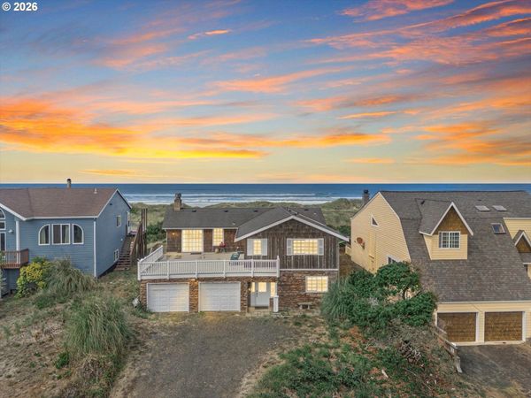 1310 NW OCEANIA DR, Waldport, OR 97394