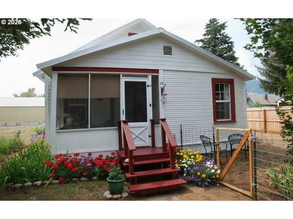 115 BELL W ST, Halfway, OR 97834