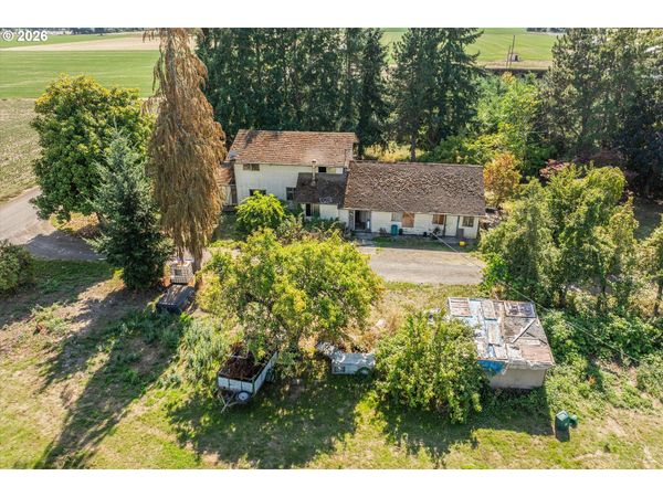 31601 S YODER RD, Hubbard, OR 97032