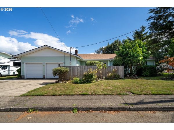 801 ASH AVE, Tillamook, OR 97141
