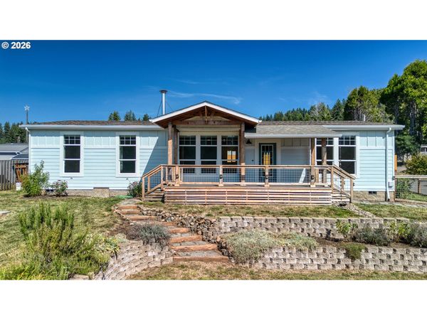 249 N YODEL LN, Otis, OR 97368