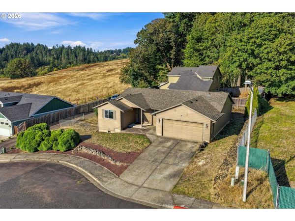 416 COSTELLOE DR, Gaston, OR 97119