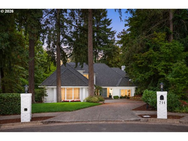711 KENOLA CT, Lake Oswego, OR 97034