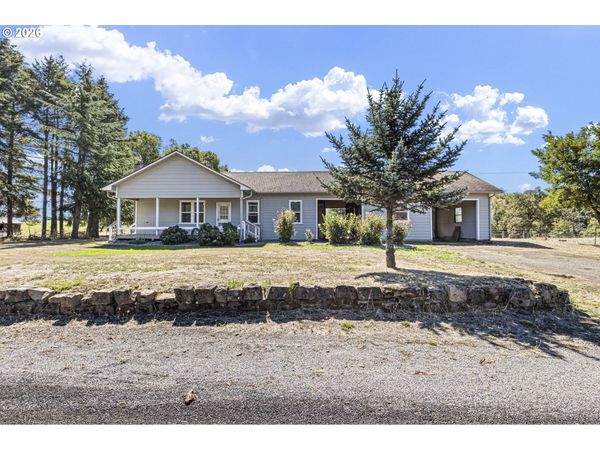 2206 HUBBARD CREEK RD, Umpqua, OR 97486