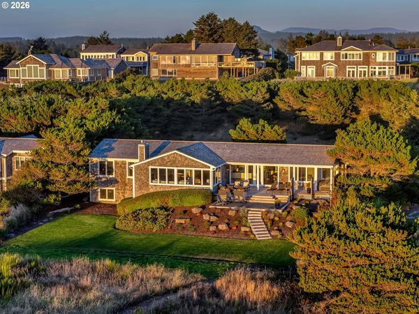 5190 N FAIRWAY AVE, Gearhart, OR 97138