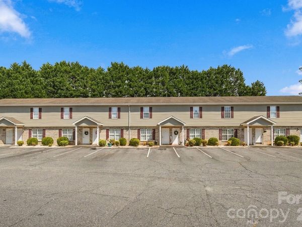 102-116 King Henry Lane , Granite Falls, NC 28630