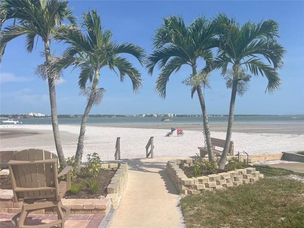851 BAYWAY BOULEVARD , Unit 205, CLEARWATER, FL 33767
