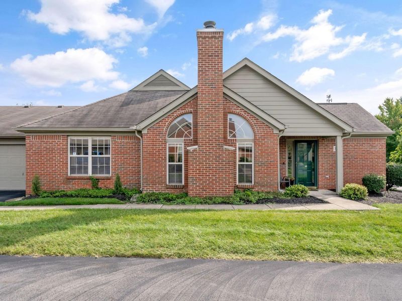 3852 Sandstone Circle , Powell, OH 43065 Photo 2