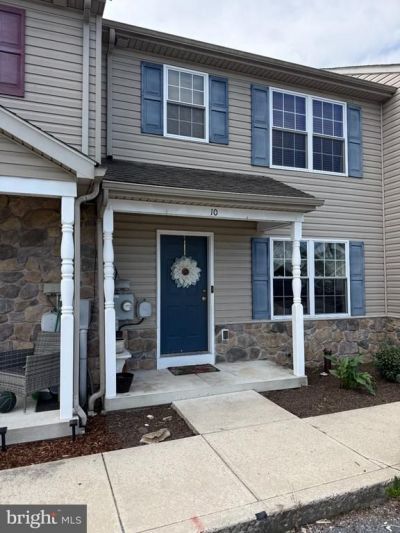 10 E NINTH, WAYNESBORO, PA 17268