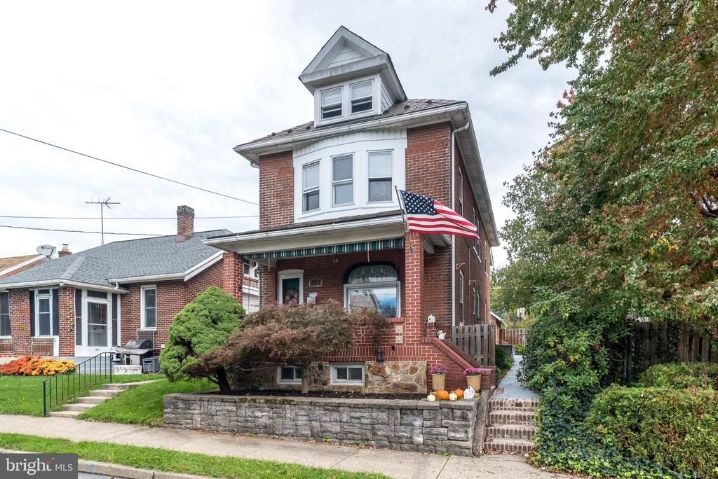 1331 EASTON ROAD, HELLERTOWN, PA 18055
