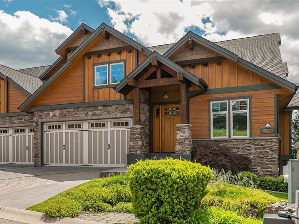 8924 E Clearview Ln, Spokane, WA 99217