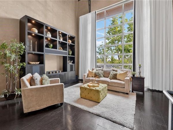 123 E City Place Drive, Santa Ana, CA 92705