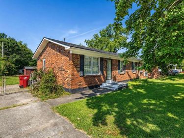 217 Brookfield Drive, Frankfort, KY 40601