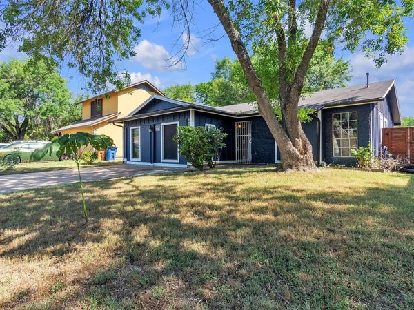 5000 Fontenay DR , Austin, TX 78744