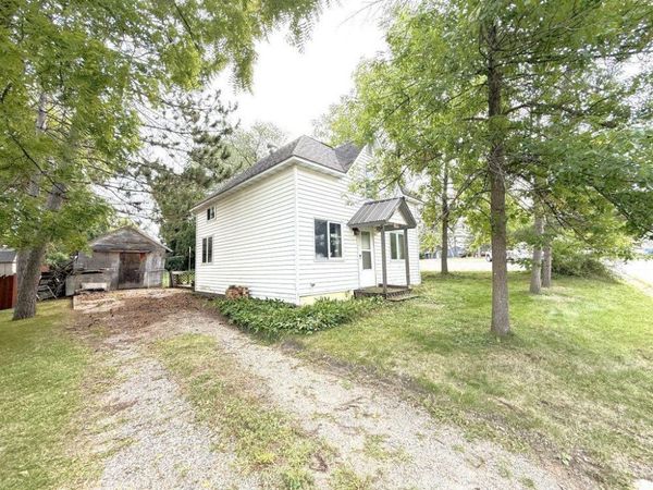 209 E Oak Avenue , Frazee, MN 56544