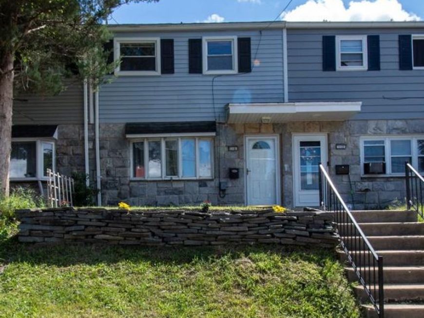110 W Jackson Street, Fleetwood, PA 19522 Main Photo