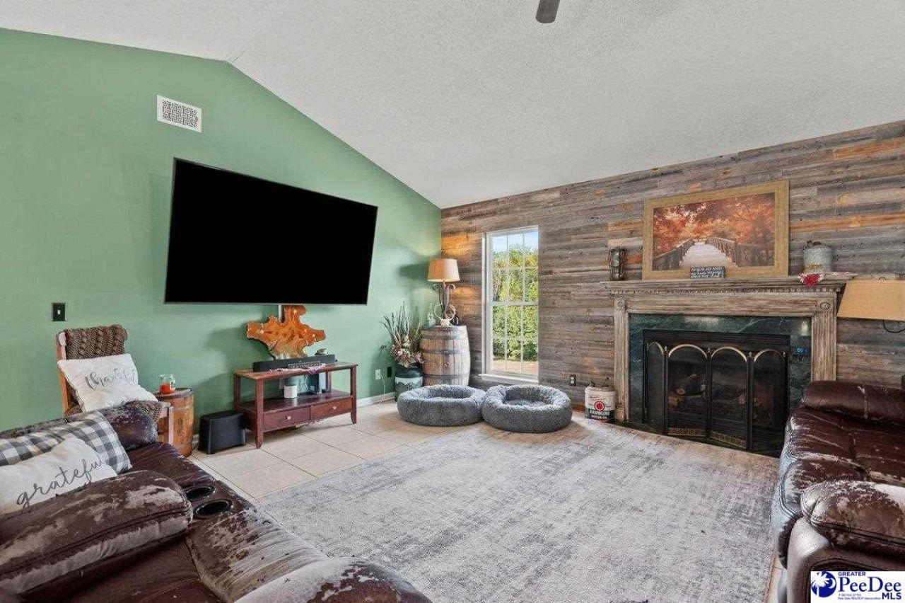 361 Pine Rd Photo 10
