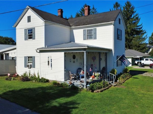 215 W Marietta Street, Woodsfield, OH 43793
