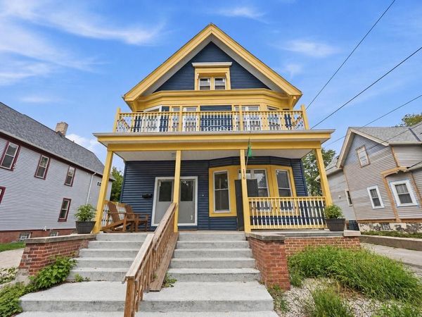 116 E Meinecke AVENUE, Milwaukee, WI 53212