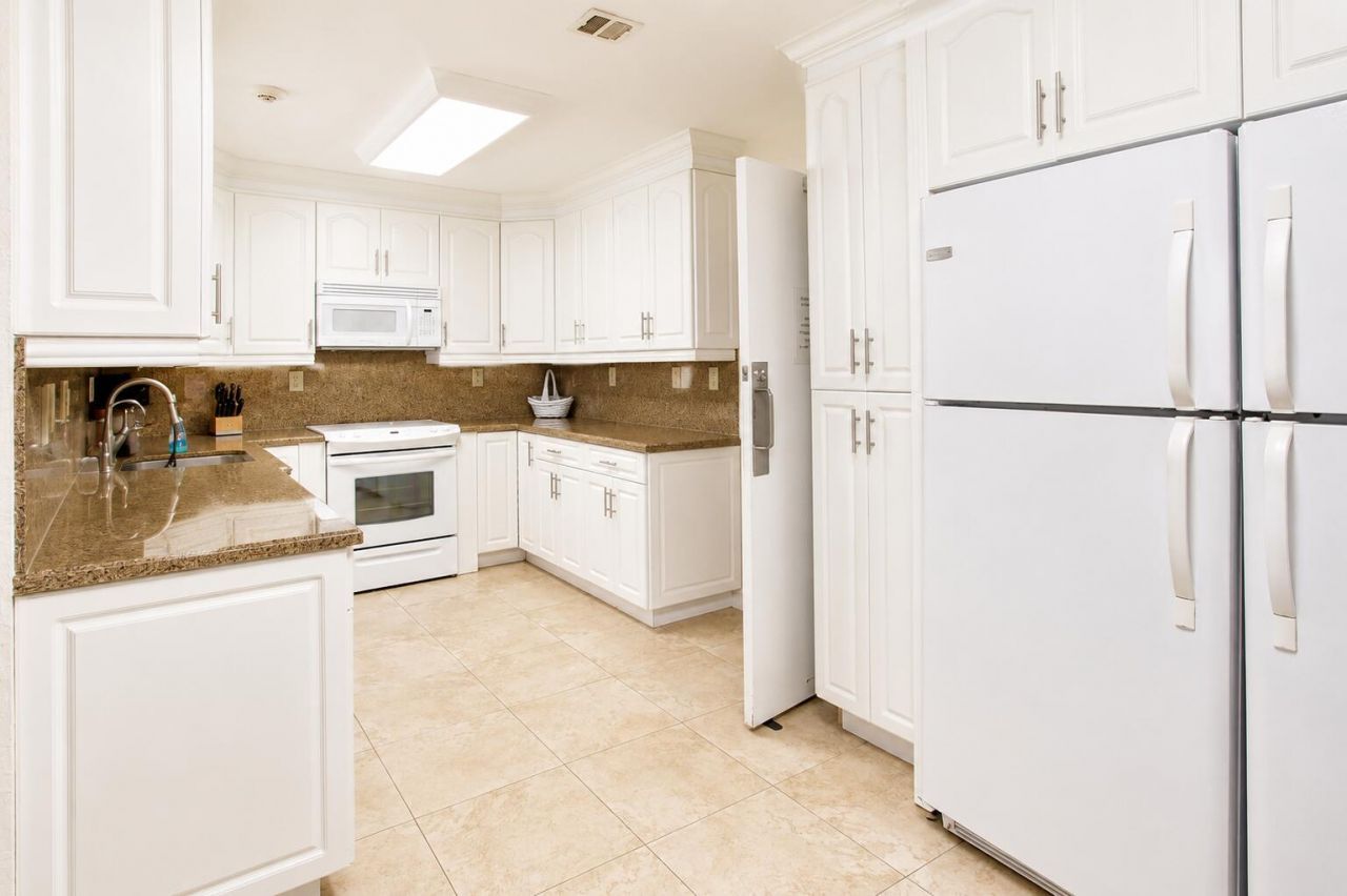 10777 W Sample Road, Unit 716, Coral Springs, FL 33065 Photo