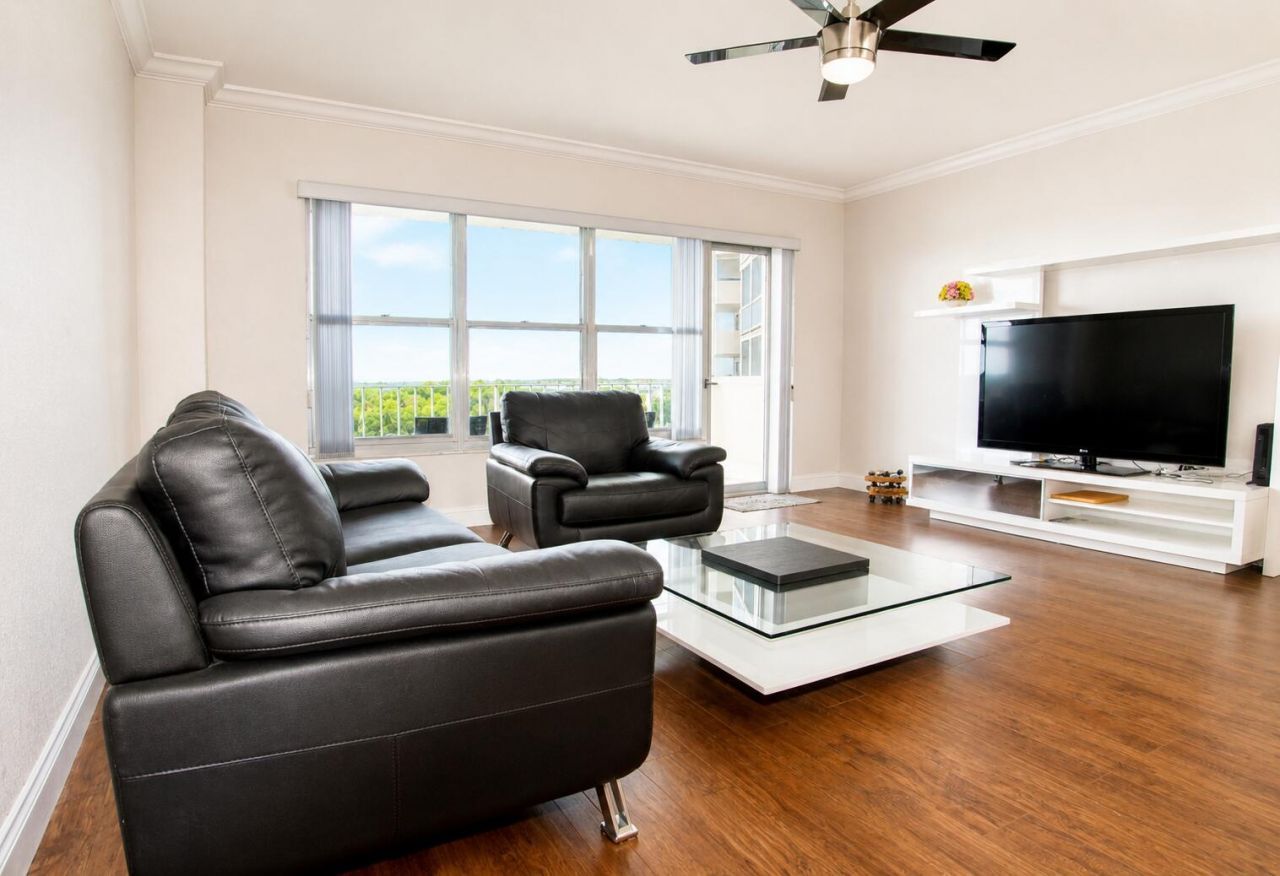10777 W Sample Road, Unit 716, Coral Springs, FL 33065 Photo