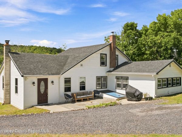 1152 New York 203 , Austerlitz, NY 12017