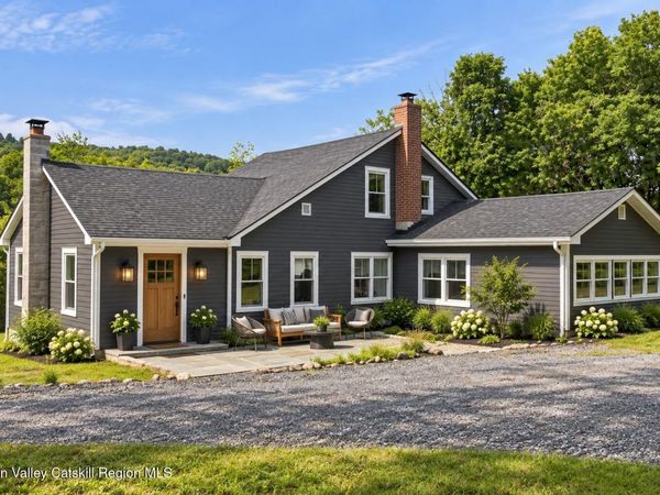 1152 New York 203, Austerlitz, NY 12017