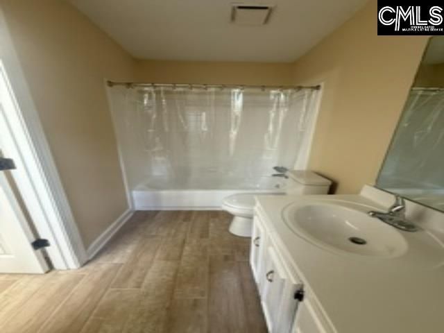 738 Kinlock Court Photo 12