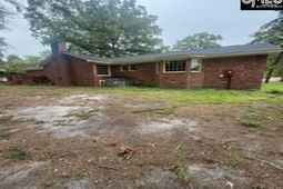 738 Kinlock Court photo 4