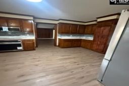 738 Kinlock Court photo 4