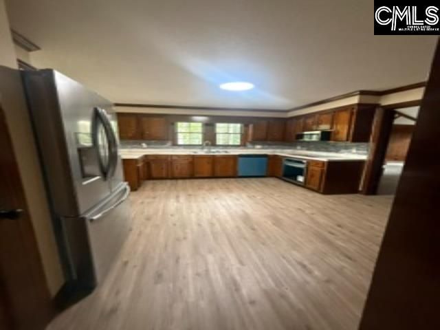 738 Kinlock Court Photo 6