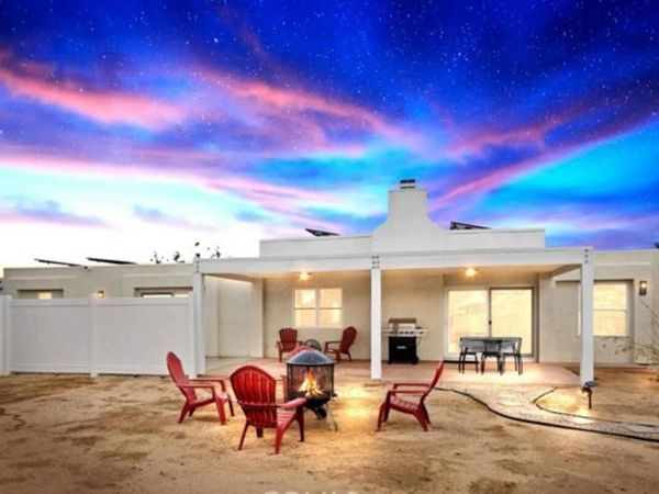 8564 Taft Court, Yucca Valley, CA 92284