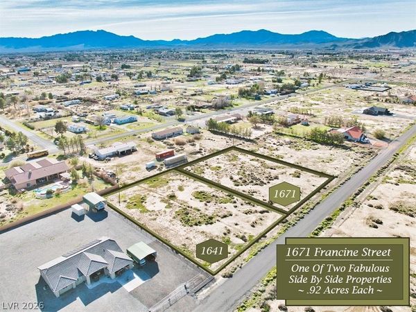 1671 Francine Street , Pahrump, NV 89060