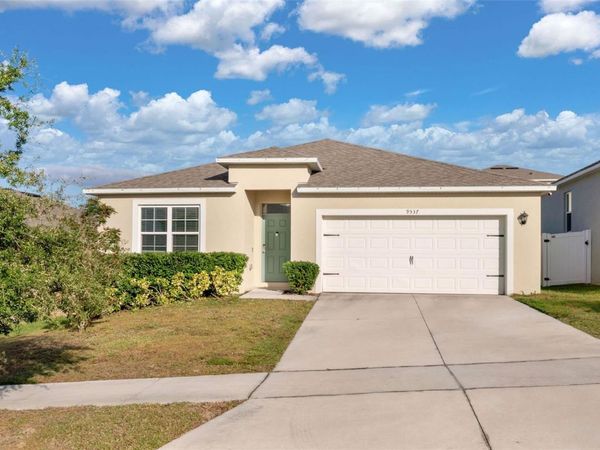 9537 BLACK WALNUT DRIVE , CLERMONT, FL 34715