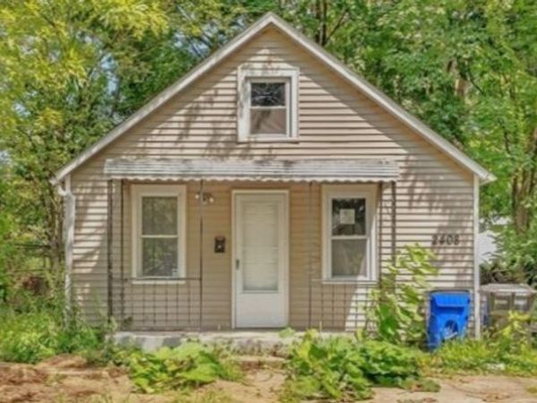 2408 Castle Avenue , Cleveland, OH 44113