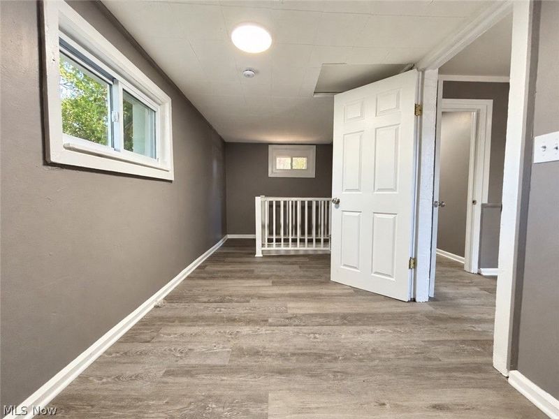 2408 Castle Avenue, Cleveland, OH 44113 Photo 11